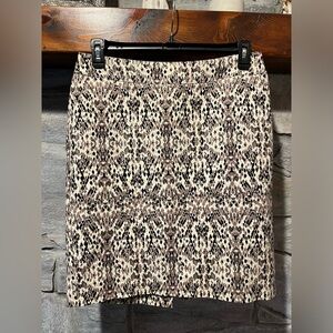 Merona stylish Print Women's Skirt, size 10